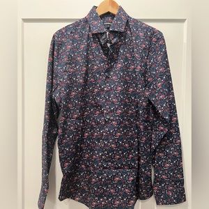 Men’s button up dress shirt